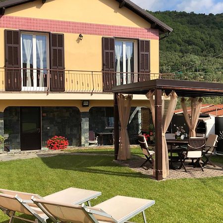 Casa Ginni Con Piscina E Giardino Caravonica Bagian luar foto